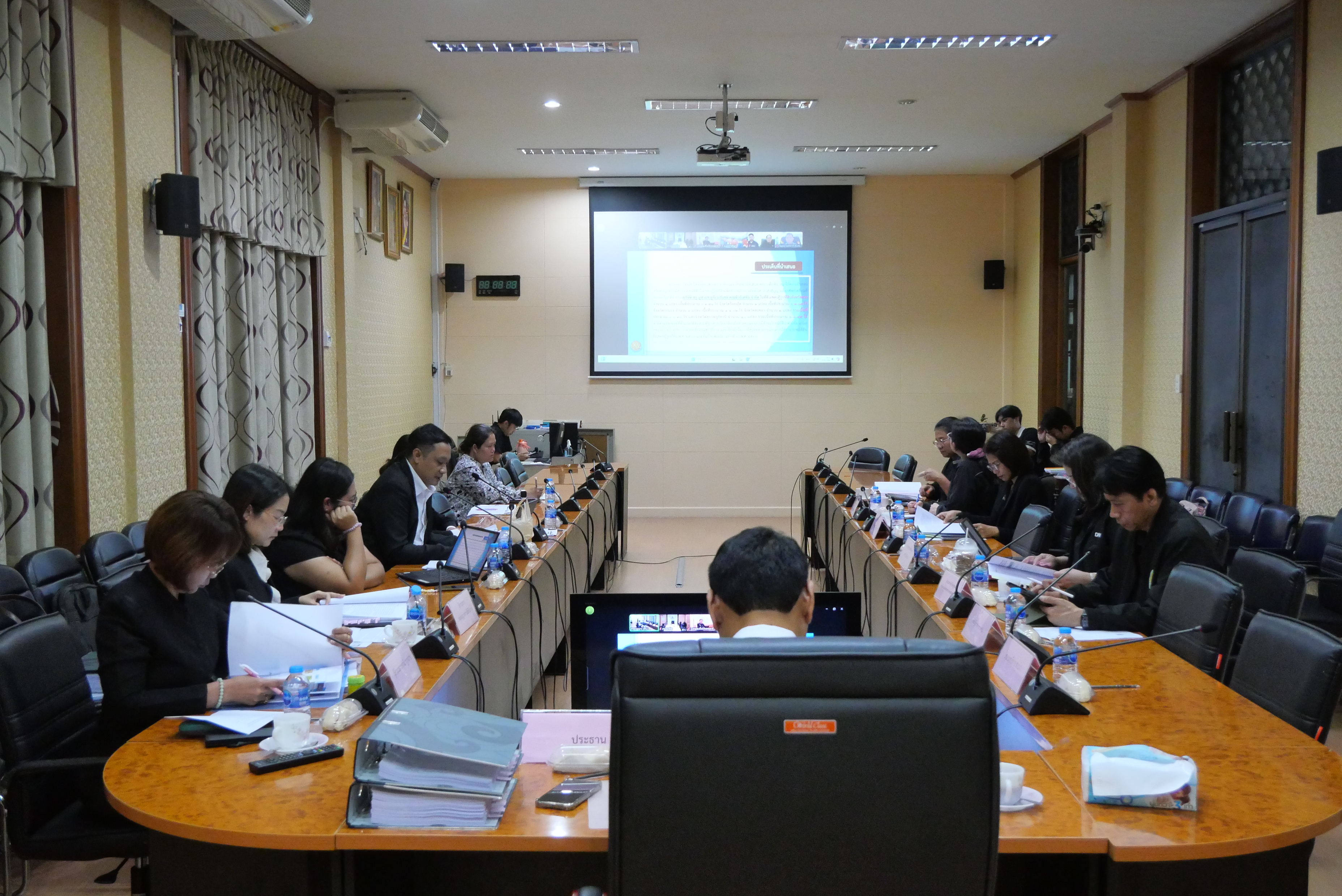 title - การประชุมคณะอนุกรรมการพิจารณาการให้ความยินยอมหรืออนุญาตการใช้ประโยชน์ที่ดินในเขตปฏิรูปที่ดิน ครั้งที่ 3/2569